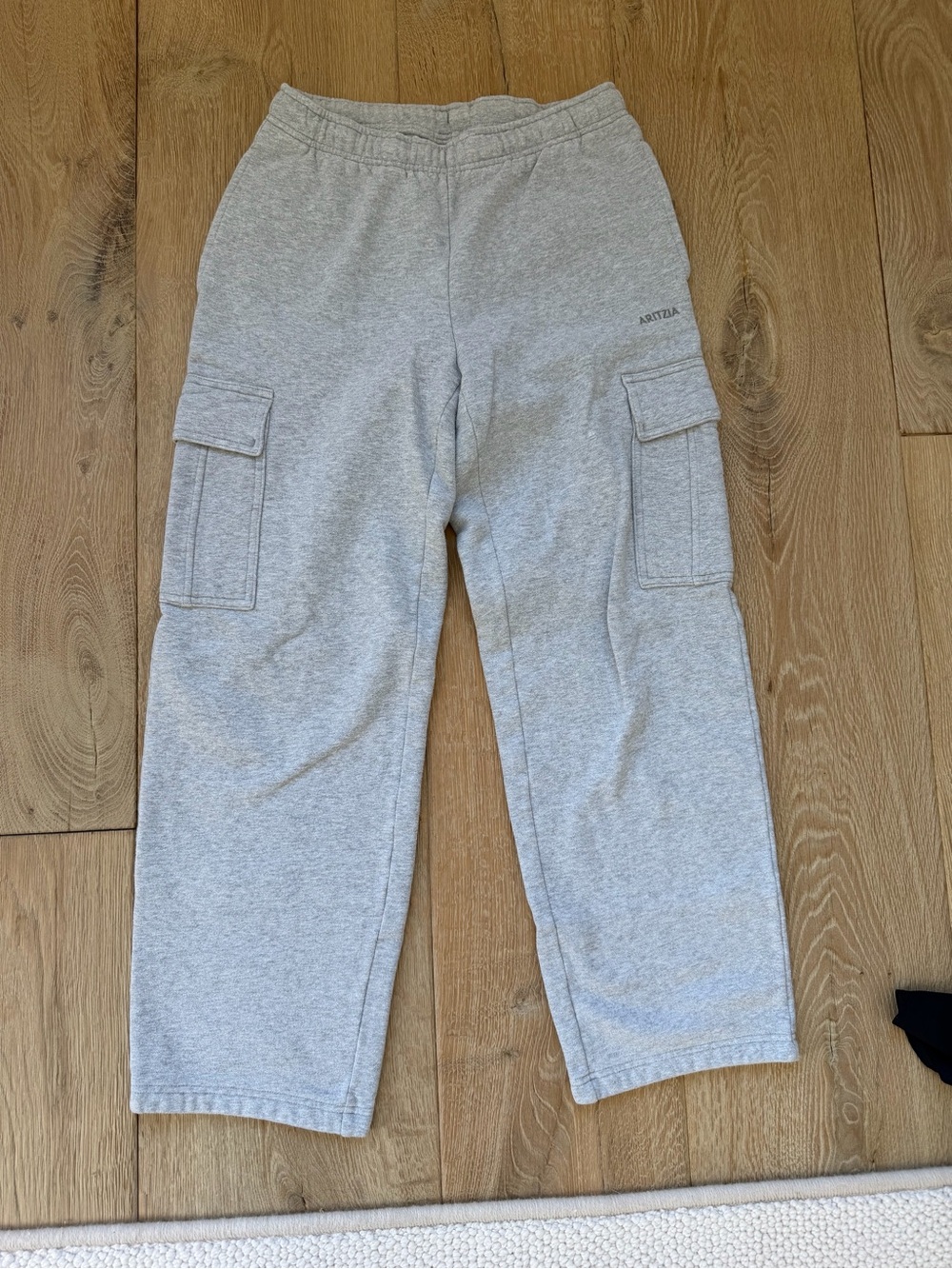 Aritzia Light Heather Gray Sweatfleece Joggers